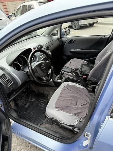 Продажа авто: Honda Jazz: 2003 г., 1.4 л, Механика, Бензин, Хэтчбэк — 6