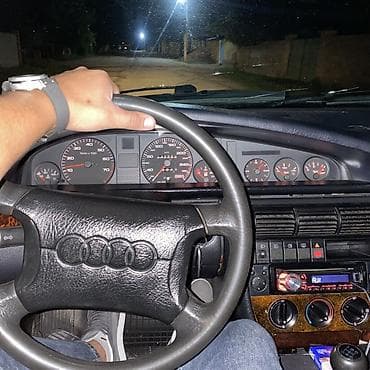 Продажа авто: Audi 100: 1994 г., 2.6 л, Механика, Бензин, Седан — 3