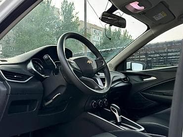 Продажа авто: Chevrolet Onix: 2020 г., 1 л, Автомат, Бензин, Седан — 8