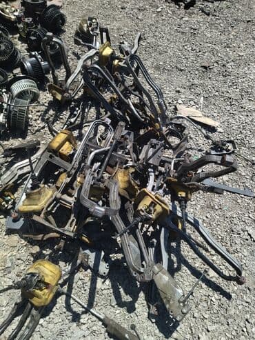 педаль газа спринтер: Задняя левая Ступица Mercedes-Benz — 1