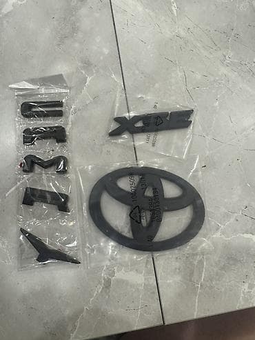 es lexus: Набор эмблем и букв для Toyota Camry XSE (ориентировочно для модели — 2