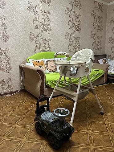 Детский мир: Стульчик для кормления, Другой бренд, Пластик, Другой вид, цвет - Бежевый — 1
