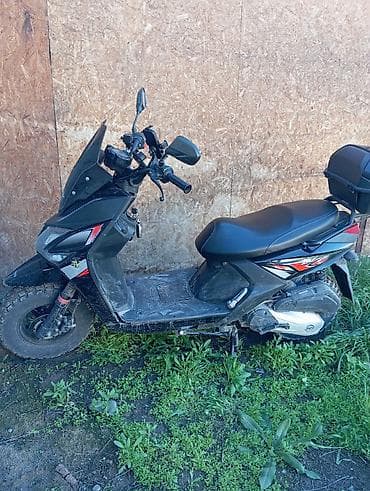 Мототехника: Скутер түрү 150 куб. см, Бензин — 4