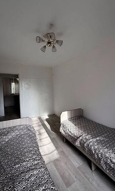 58: 3 комнаты, 58 м², 4 мкр 104 серия, 4 этаж, Косметический ремонт — 2
