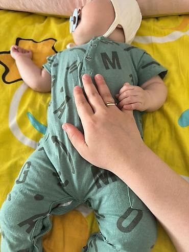 нужно: Нужна няня для моей дочки( 9 месяцев), 5/2 с 8:00 до 20:00 на — 1