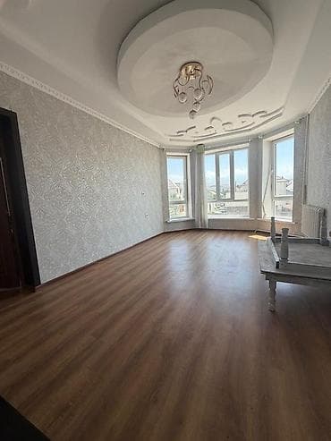 4 bedroom: Просторный двухэтажный дом с эркером и классическими архитектурными — 7