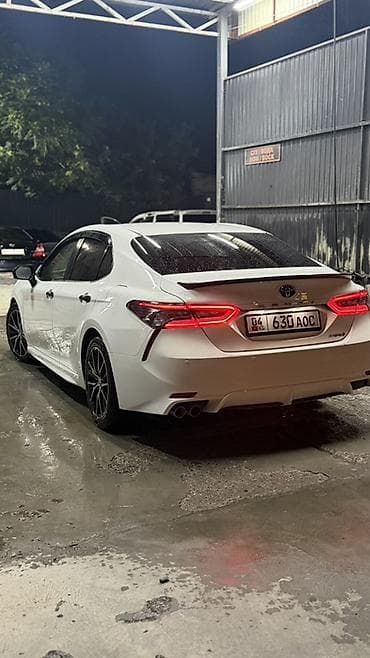 тайлта карола: Toyota Camry: 2018 г., 2.5 л, Автомат, Гибрид, Седан — 3
