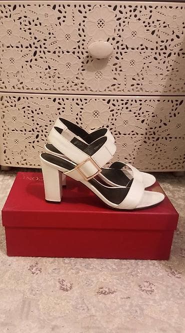 Кожаные босоножки Basconi. Разм.37. Состояние отличное