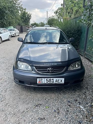 Toyota Avensis: 2003 г., 1.8 л, Механика, Газ, Универсал