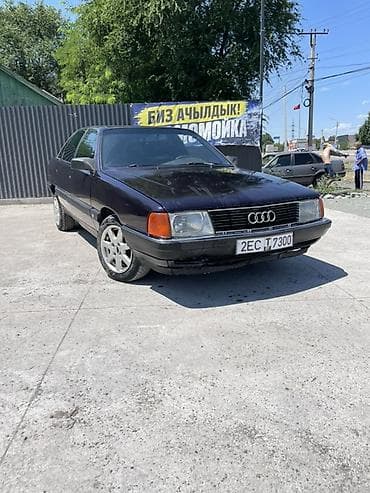 Audi 100: 1991 г., 1.8 л, Механика, Бензин, Седан