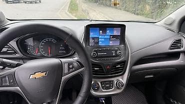 Продажа авто: Chevrolet Spark: 2016 г., Бензин, Хэтчбэк — 7