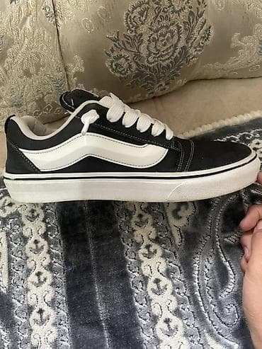 Кеды Vans Old Skool, классическая черно‑белая расцветка. - Материалы