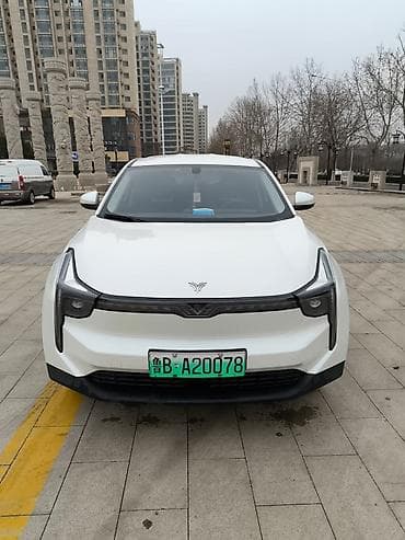 кибер трак: Свежепригнанный Электромобиль Neta u pro– кроссовер в белом цвете — 1