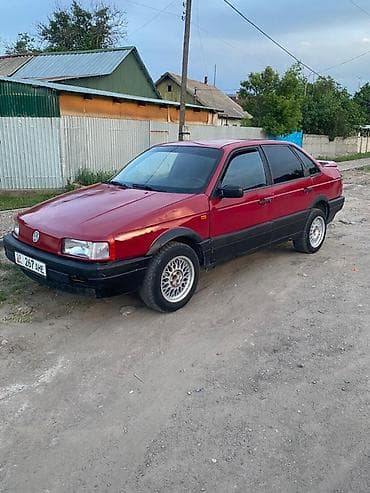 Volkswagen: Volkswagen Passat: 1989 г., Механика, Бензин, Седан — 2