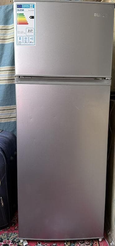 Холодильник Blesk, Б/у, Двухкамерный