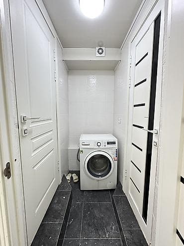 Коммерциялык мүлк: Продаётся коммерческое помещение в районе «Золотой квадрат» Площадь — 9