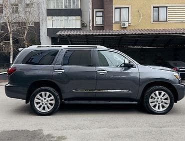 lc 300: Toyota Sequoia: 2018 г., 5.7 л, Автомат, Бензин, Внедорожник — 9