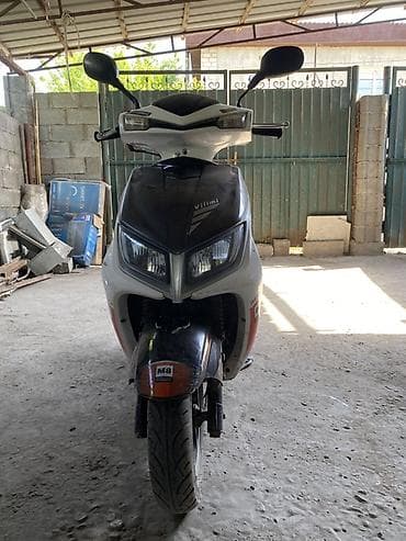 Скутер Jiang M12 (WUBEN/Viilim, наклейки M8/FAST) Срочно продаю Мотор