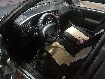 фв 6: Volkswagen Golf: 1994 г., 1.6 л, Механика, Бензин, Хэтчбэк — 8