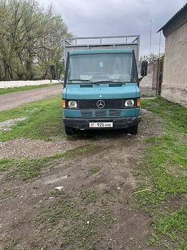 лобовые стекла ауди 80: Грузовик, Mercedes-Benz, Стандарт, 4 т, Б/у — 2