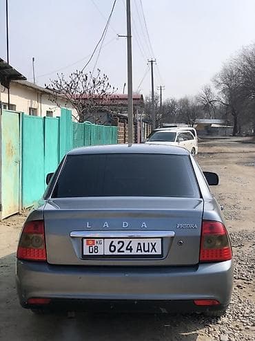 автоломбард бишкек продажа авто: ВАЗ (ЛАДА) Priora: 2011 г., 1.6 л, Кол менен иштөөчү, Бензин, Седан — 2