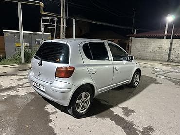 Транспорт: Toyota Yaris: 2004 г., 1.5 л, Автомат, Бензин, Универсал — 3