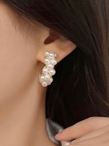 пышное фатиновое свадебное платье: Серьги У с жемчужным акцентом Эти изысканные серьги выполнены в — 6