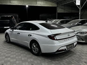 Hyundai Sonata: 2019 г., 2 л, Автомат, Бензин, Седан — 3