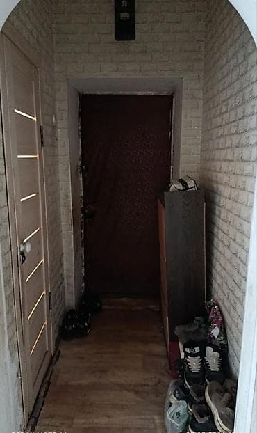 купить квартиру хрущевка: 2 комнаты, 42 м², Хрущевка, 1 этаж, Косметический ремонт — 4