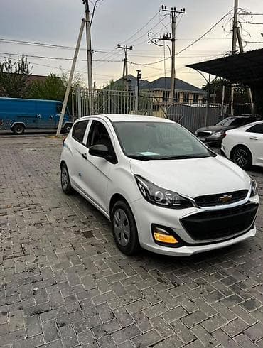 Продажа авто: Chevrolet Spark: 2020 г., 1 л, Автомат, Бензин, Хэтчбэк — 1