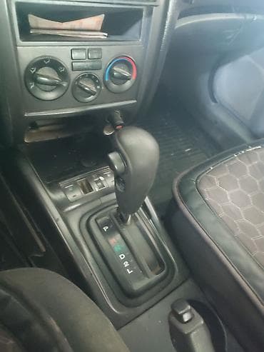 Унаа сатуу: Hyundai Elantra: 2003 г., 1.6 л, Седан — 6