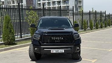 Toyota Тундра: 2021 г., 5.7 л, Автомат, Газ, Пикап — 4