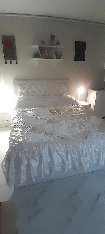 Бөлмөлөр: 24 м², Эмереги менен — 2