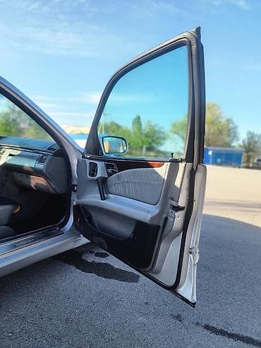 sprinter 2003: Mercedes-Benz E-Class: 1999 г., 3.2 л, Автомат, Бензин, Седан — 4