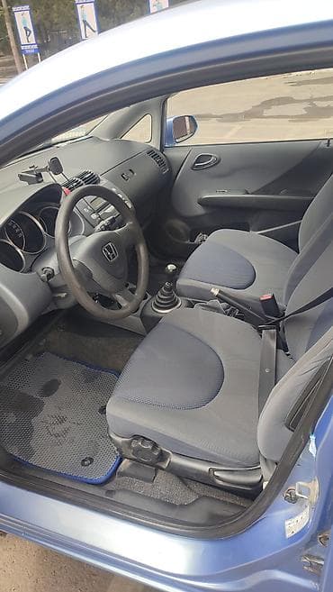honda jazz ош: Honda Jazz: 2004 г., 1.3 л, Механика, Бензин, Хэтчбэк — 4