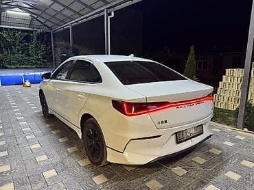mini ev: BYD E3: 2020 г., Автомат, Электромобиль, Седан — 4