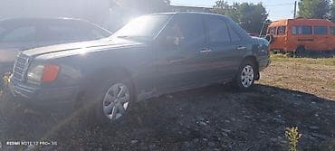Mercedes-Benz E-Class: 1986 г., 2 л, Механика, Седан — 1