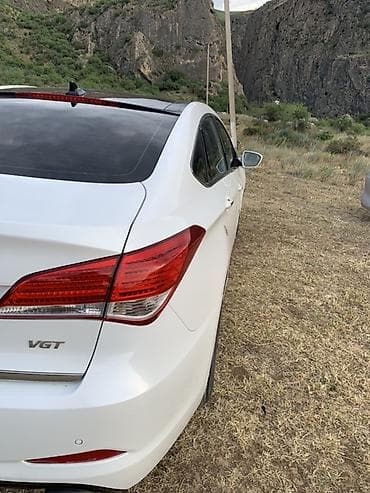 kia soltes: Hyundai i40: 2014 г., 1.7 л, Автомат, Дизель, Седан — 4