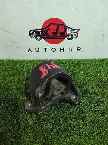 h rv: Подушка мотора Honda 2002 г., Оригинал — 1