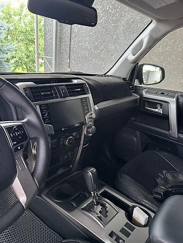 4: Toyota 4Runner: 2023 г., 4 л, Автомат, Бензин, Внедорожник — 5