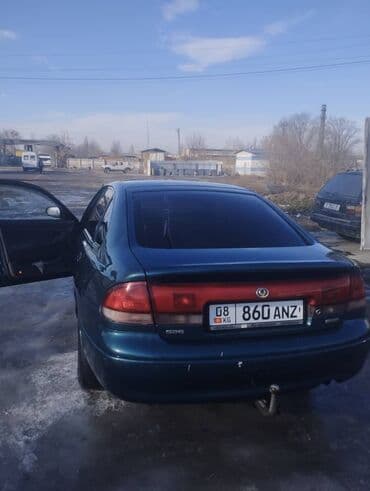 Mazda 626: 1994 г., 1.8 л, Механика, Бензин, Хэтчбэк