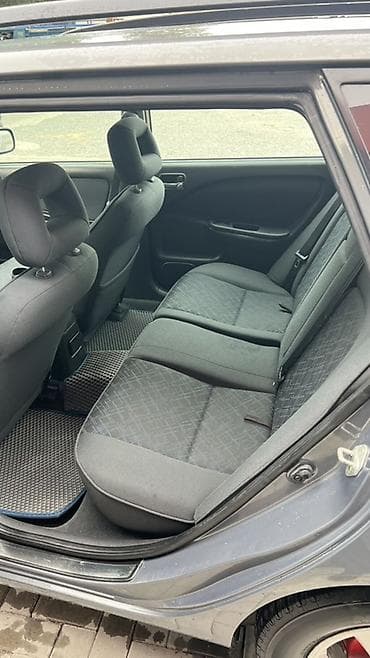чанган авто: Toyota Avensis: 2003 г., 1.8 л, Кол менен иштөөчү, Бензин, Универсал — 8