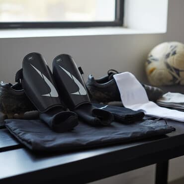 Оригинальные щитки nike charge их купили из Кореи в подарок но я их