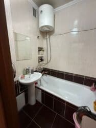 куплю дом в центре: 2 комнаты, 60 м², 106 серия, 9 этаж, Косметический ремонт — 6