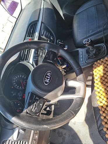 Kia Rio: 2018 г., Ручные, Хэтчбэк at lalafo.kg Kia Rio: 2018 г., Ручные, Хэтчбэк