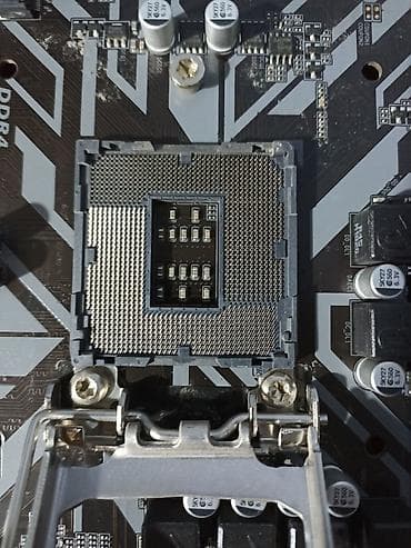 socket 1155: Материнская плата для ПК, Б/у, Gigabyte, LGA1151 v2, Micro-ATX — 3