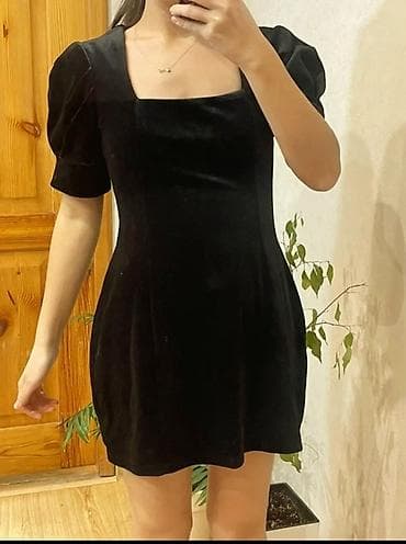 Вечернее платье, Коктейльное, Короткая модель, Велюр, С рукавами, Стандарт