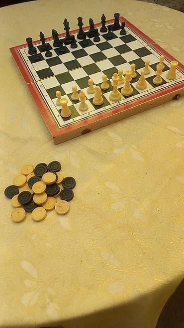 Шлемы: Шахматы и нарды в одной коробке. большая доска все фигуры родные — 2