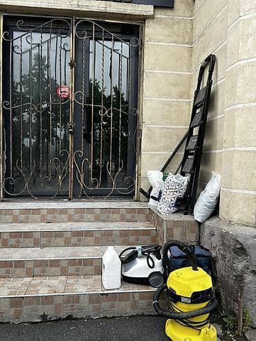 работу уборщицы: Требуется девушки для работы в клининге 
Уборка подьездов — 1