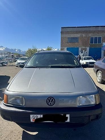 бампер на пассат б4: Volkswagen Passat: 1989 г., 1.8 л, Ручные, Универсал — 1